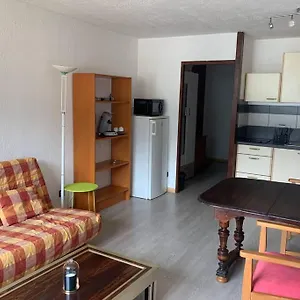 https://superbe-appartement-avec-parking-gratuit-sur-place.hotels-rhonealpes.com